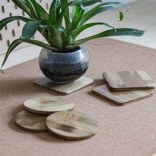 Load image into Gallery viewer, Bamboo Coaster Set