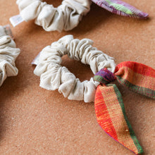 Load image into Gallery viewer, Scrunchie w/ Short Native Fabric Ribbon - Common Room PH