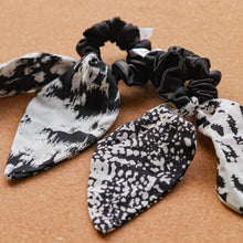 Load image into Gallery viewer, Scrunchie w/ Long Printed Fabric Ribbon Set - Common Room PH