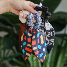 Load image into Gallery viewer, Scrunchie w/ Long Printed Fabric Ribbon Set - Common Room PH