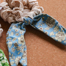 Load image into Gallery viewer, Scrunchie w/ Long Floral Fabric Ribbon Set - Common Room PH