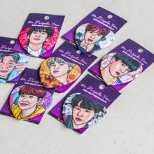 Load image into Gallery viewer, Fandom Feels Heart Pin - Common Room PH