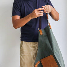 Load image into Gallery viewer, Bennett Apron by Gouache - Common Room PH