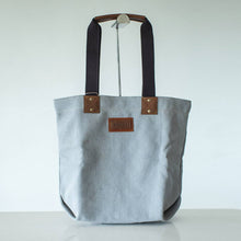 Load image into Gallery viewer, Jacinda Jute Tote Bag by Gouache - Common Room PH