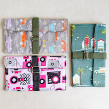 Load image into Gallery viewer, Fabric Pen Wrap - Common Room PH