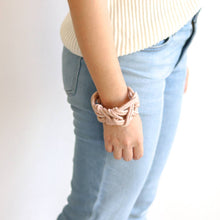 Load image into Gallery viewer, Statement Wire Cuff - Common Room PH