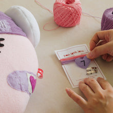Load image into Gallery viewer, Felt Pins: K-pop DIY - Common Room PH
