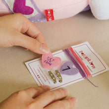 Load image into Gallery viewer, Felt Pins: K-pop DIY - Common Room PH
