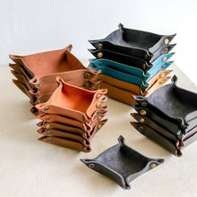 Load image into Gallery viewer, Leather Tray - Common Room PH