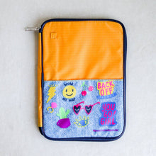 Load image into Gallery viewer, Daily pouch - Common Room PH