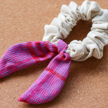 Load image into Gallery viewer, Scrunchie w/ Short Native Fabric Ribbon - Common Room PH
