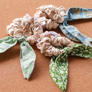 Scrunchie w/ Long Floral Fabric Ribbon Set - Common Room PH