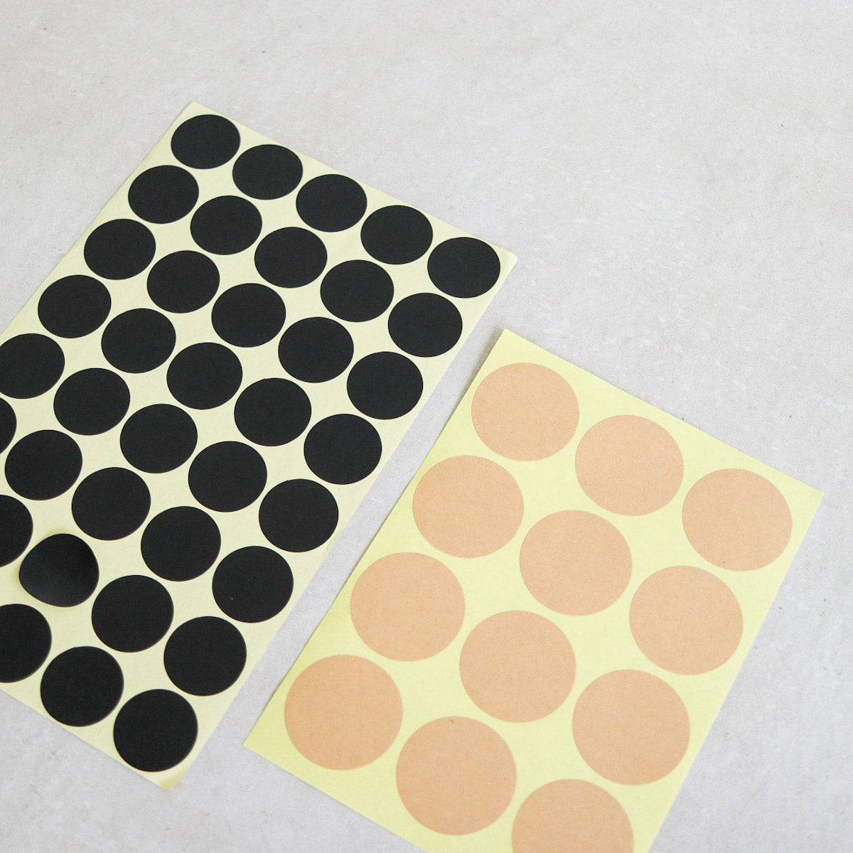 Round sticker – Common Room PH