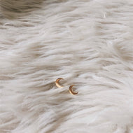 Shape stud earrings - Common Room PH