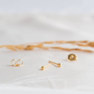 Stud earrings - Common Room PH